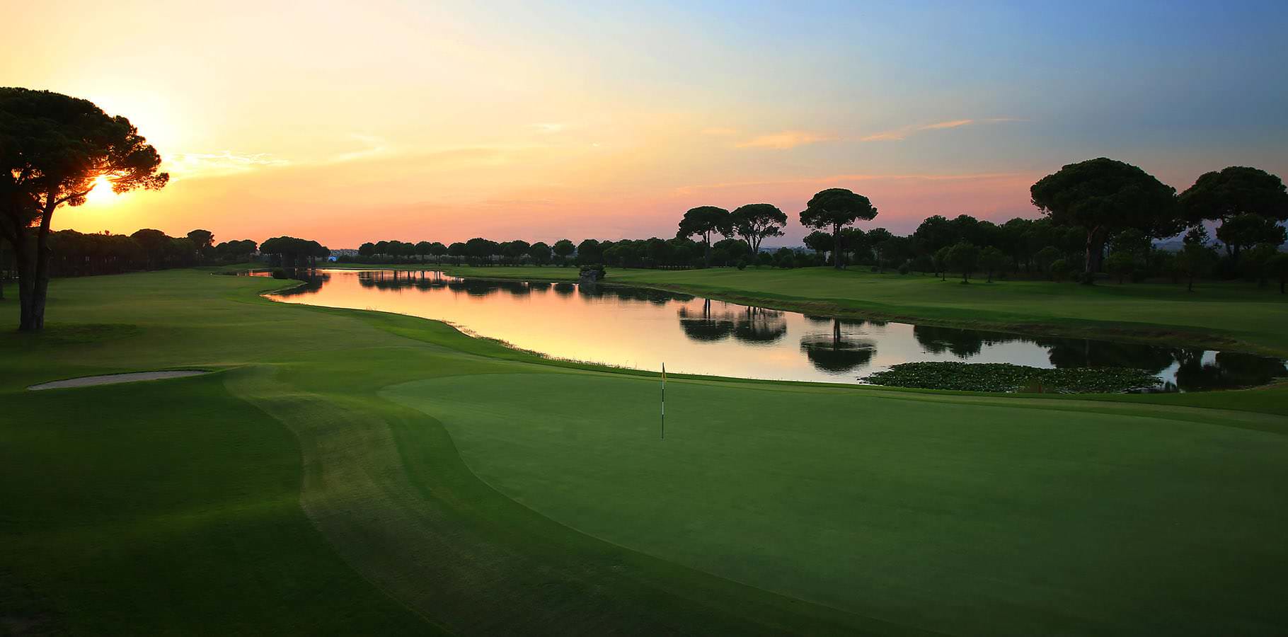 Glorianewcourse10 Golfclub18th H