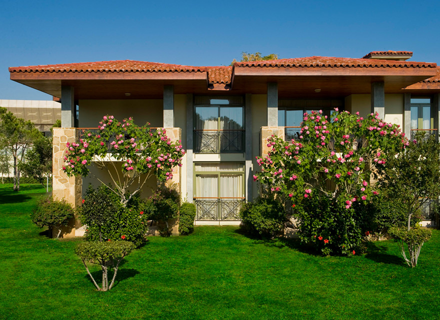 Gloria Villa