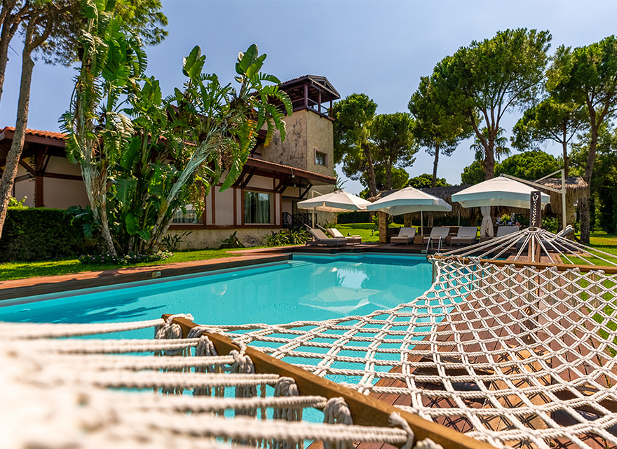 Gloria Serenity Resort Presidential Villa (1)