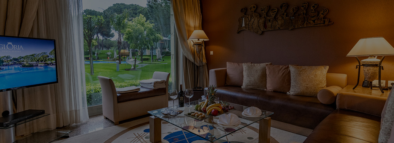 Select Villa
